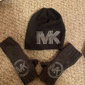 Michael Kors Dark Gray Beanie and Gloves Set
